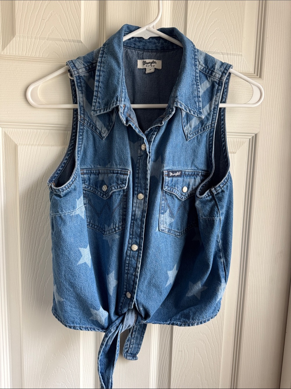 Wrangler Blue Star-Print Denim Tie-Front Tank